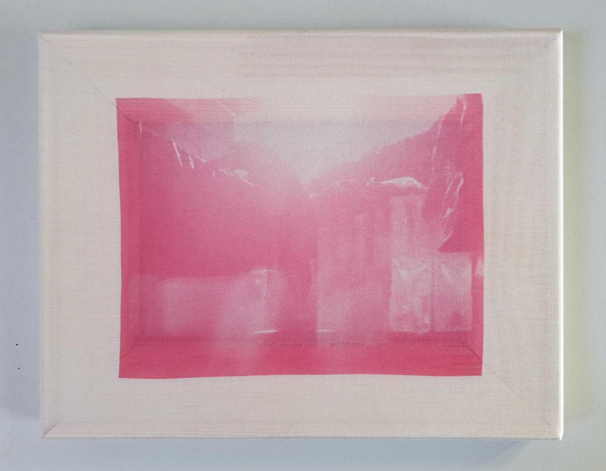 Filmstill from the film Es balok in pink on silk on wooden stretcher
